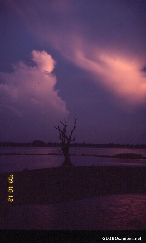 Postcard Sunset, seen from the U Bein bridge