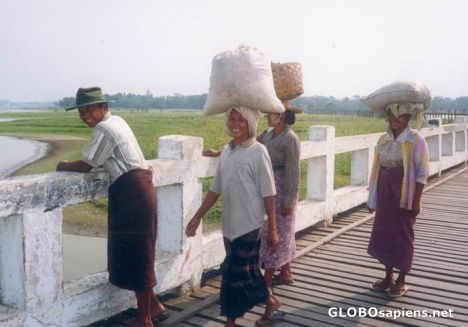 Postcard UPain Bridge