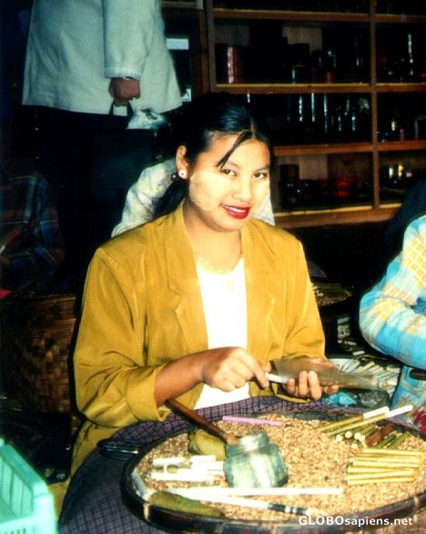 Postcard Cheroot Roller, Inle Lake