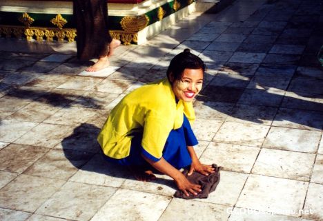 Postcard Scrubbing Tiles to Earn Merit