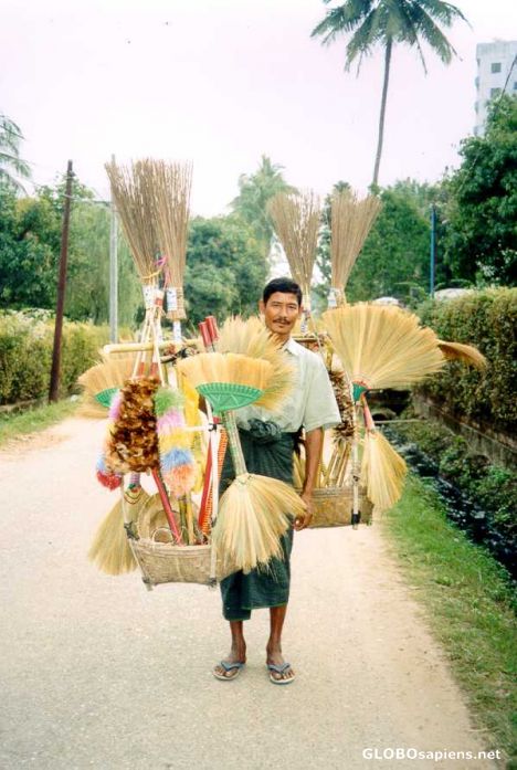 Postcard Rangoon street vendor
