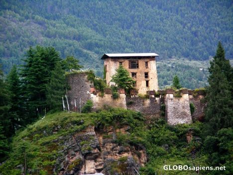 Postcard Drukygel Dzong 1