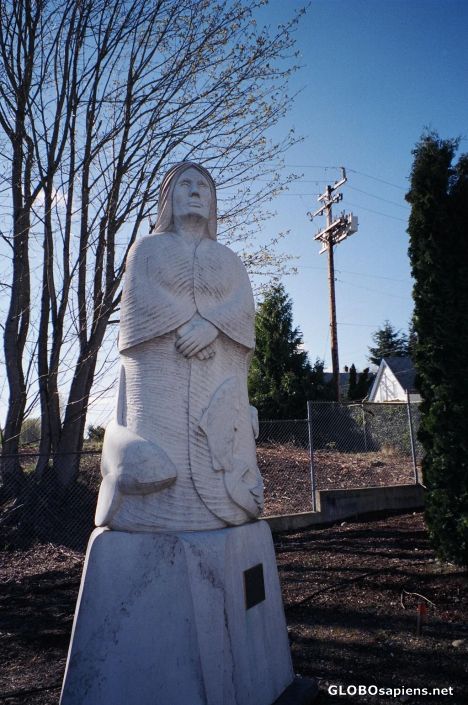 Postcard Statue