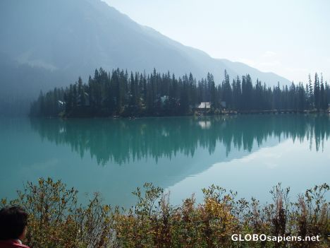 Postcard yoho national park emerald lake