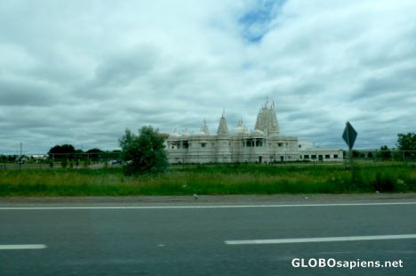 Postcard Toronto-BAPS Shri Swaminarayan Mandir