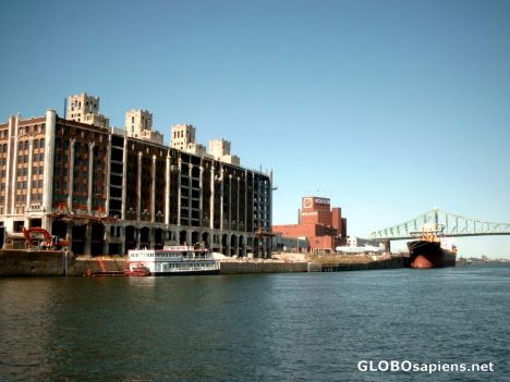 Postcard Montréal - Icehouse and Molson Brewery