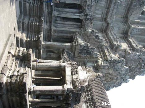 Postcard The Angkor Wat ruins - Climbing Challenge Anyone ?