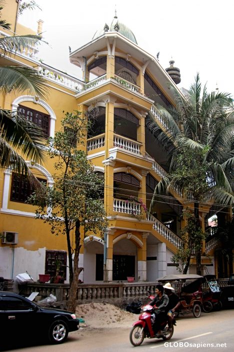 Postcard Interesting Architecture, Downtown Siem Reap