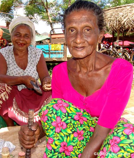 Postcard Embilitpitiya Market Stallholders