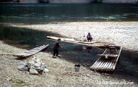 Postcard Local people at the Li Jiang
