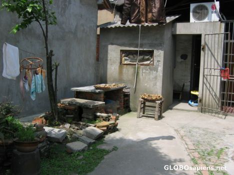 Postcard common man's house