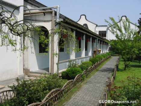 Postcard corridor