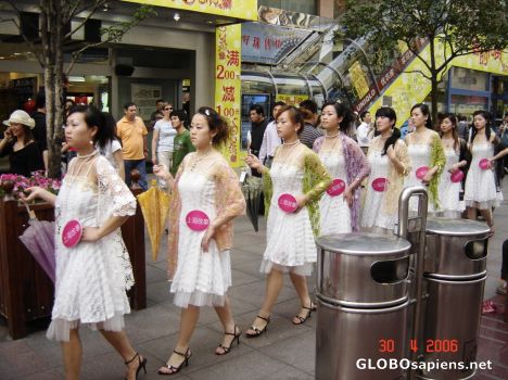 Postcard catwalk 1