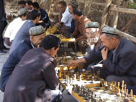 Postcard Chess on the street