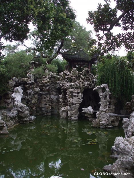 Postcard Ge Garden Rockery