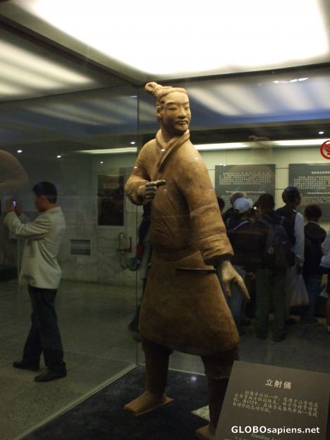 Postcard Terra Cotta - Standing Archer