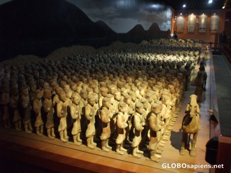 Postcard Han Dynasty Terra Cotta - Infantry