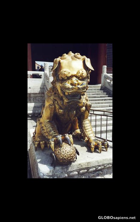 Postcard Lion sculpture.