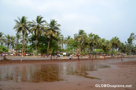 Idenau (CM) - Football on chocolate coloured beach
