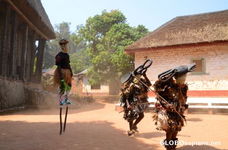Postcard BAfut (CM) - the dancers