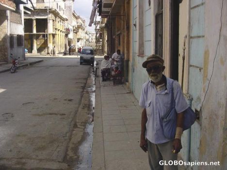 Postcard Backstreet in habana