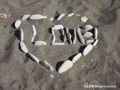 Postcard Love on the rocks
