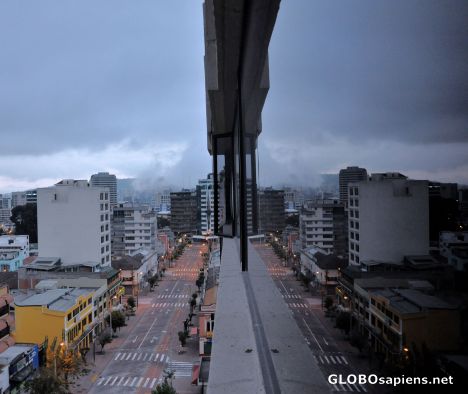 Postcard Quito is waking up