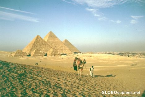 Postcard Pyramide