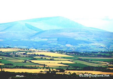 Postcard Barrow Valley