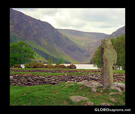 Postcard Old boundary cross, near Glendalough