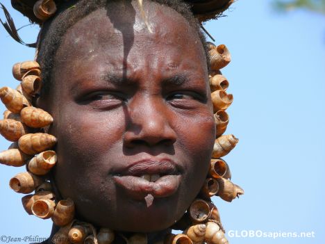 Postcard Mursi teen