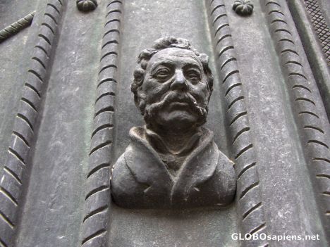 Postcard Decor on the main door of St. Vitus