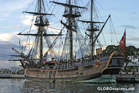 Postcard James Cook's Endeavour replica at Papeete