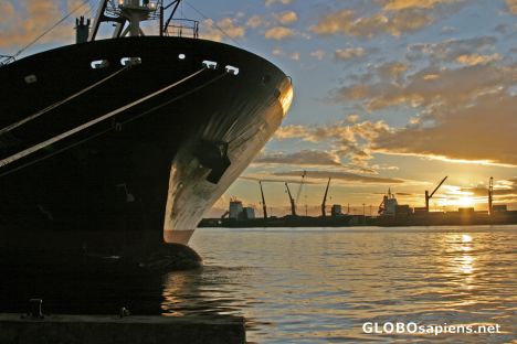 Postcard Papeete Harbor: Yet another sunset