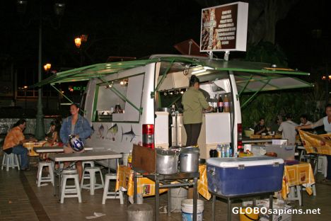 Postcard Papeete: Vaiete Square Chinese Foodvan