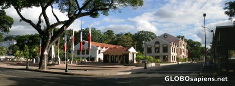 Postcard Papeete : War Mermorial and Ministry of Culture