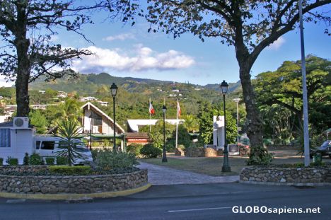 Postcard Downtown Papeete: Taraoi Square