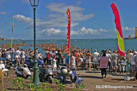 Postcard Papeete July canoe races