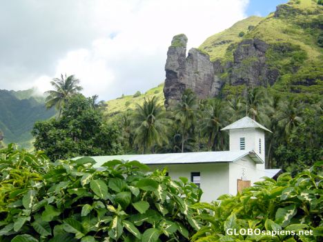 Postcard Les Marquises - Fatu Hiva - Omoa A Hanavave