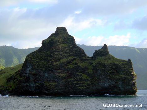 Postcard Les Marquises - Nuku Hiva Hatiheu