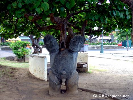 Postcard Tiki in Papeete