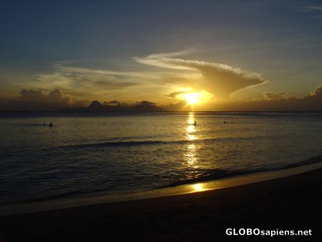Postcard Sunset on Pointe Venus
