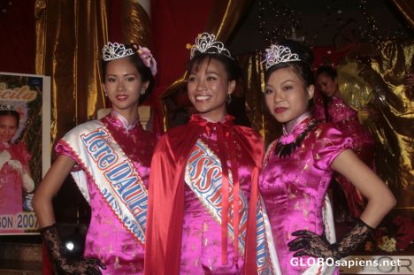 Postcard Miss Dragon (Tahiti Miss Chinese beauty contest)