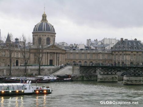 Postcard view of institute de france