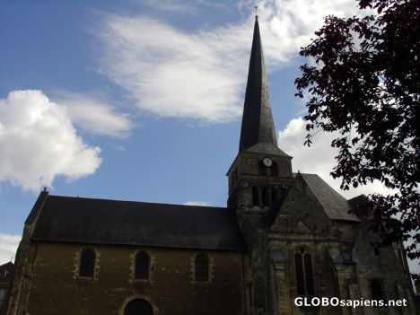 Postcard Le Vieil Baugé - St Symphorien Church