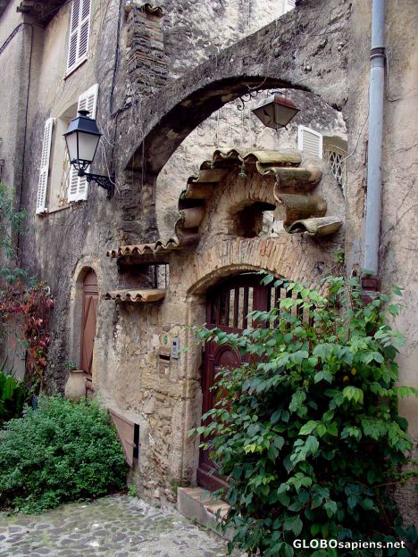 Postcard House porsh to Biot