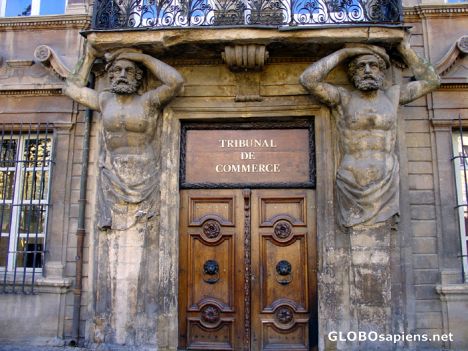 Postcard Aix en Provence - Porte du Tribunal de commerce