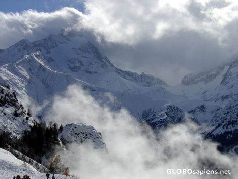 Postcard La Muzelle in the clouds