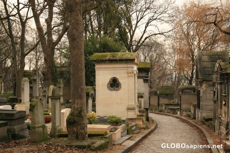 Postcard Cimetière du Père-Lachaise 8