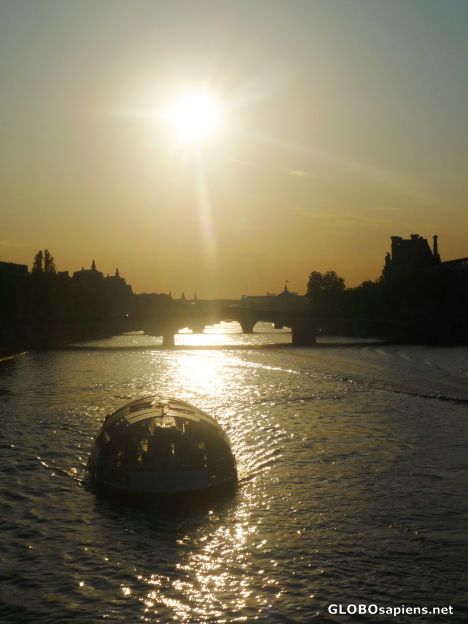 Postcard A bateau-mouche